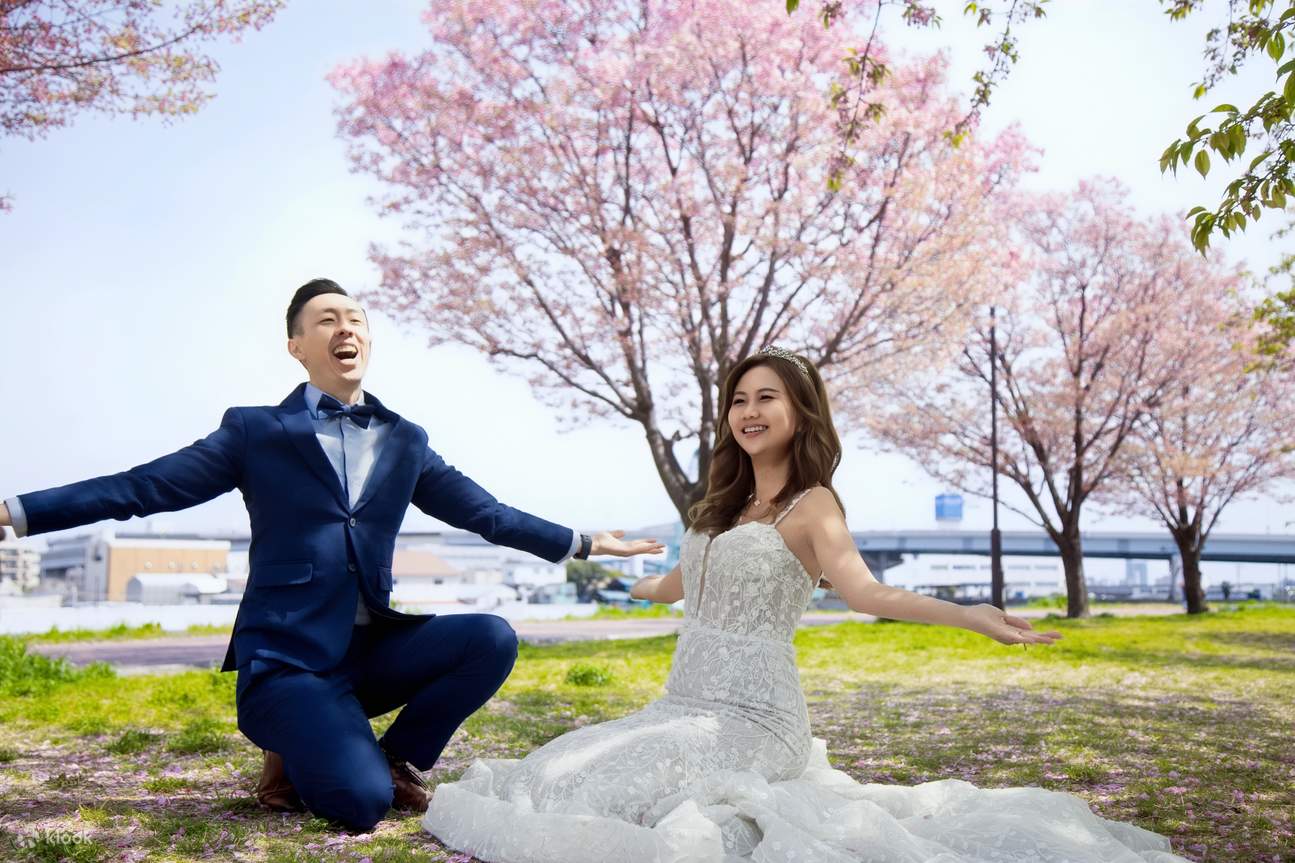 Tokio: Tour fotográfico de bodas con 3 ubicaciones y estilismo profesional